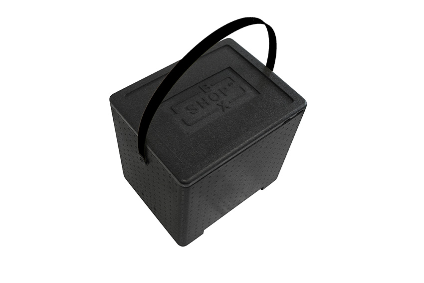 Isothermal cooler box Universal 31,2l - 415x320x320mm - Polibox Boxshop with colored handle 